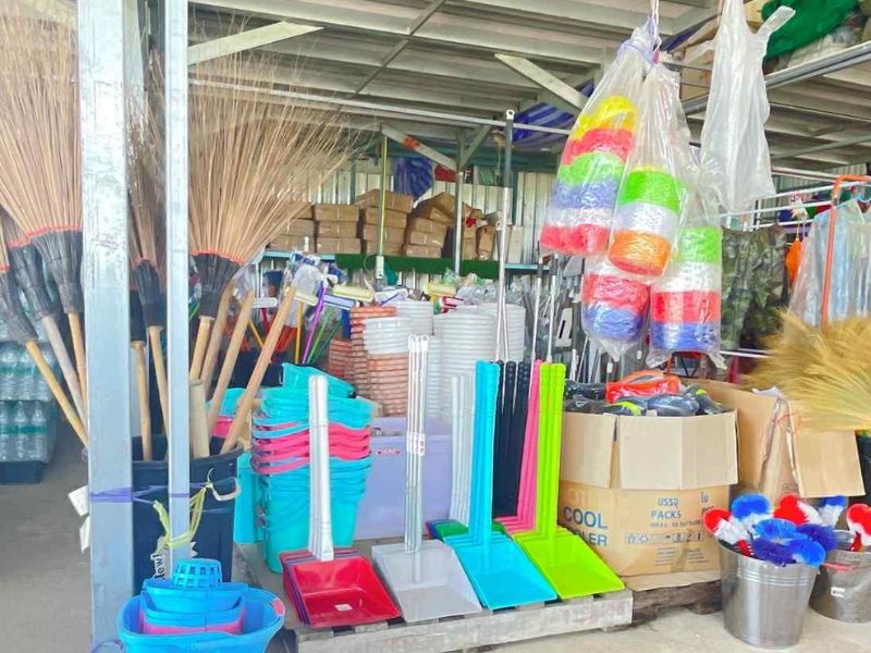 ร้านค้าขายส่งของเบ็ดเตล็ด